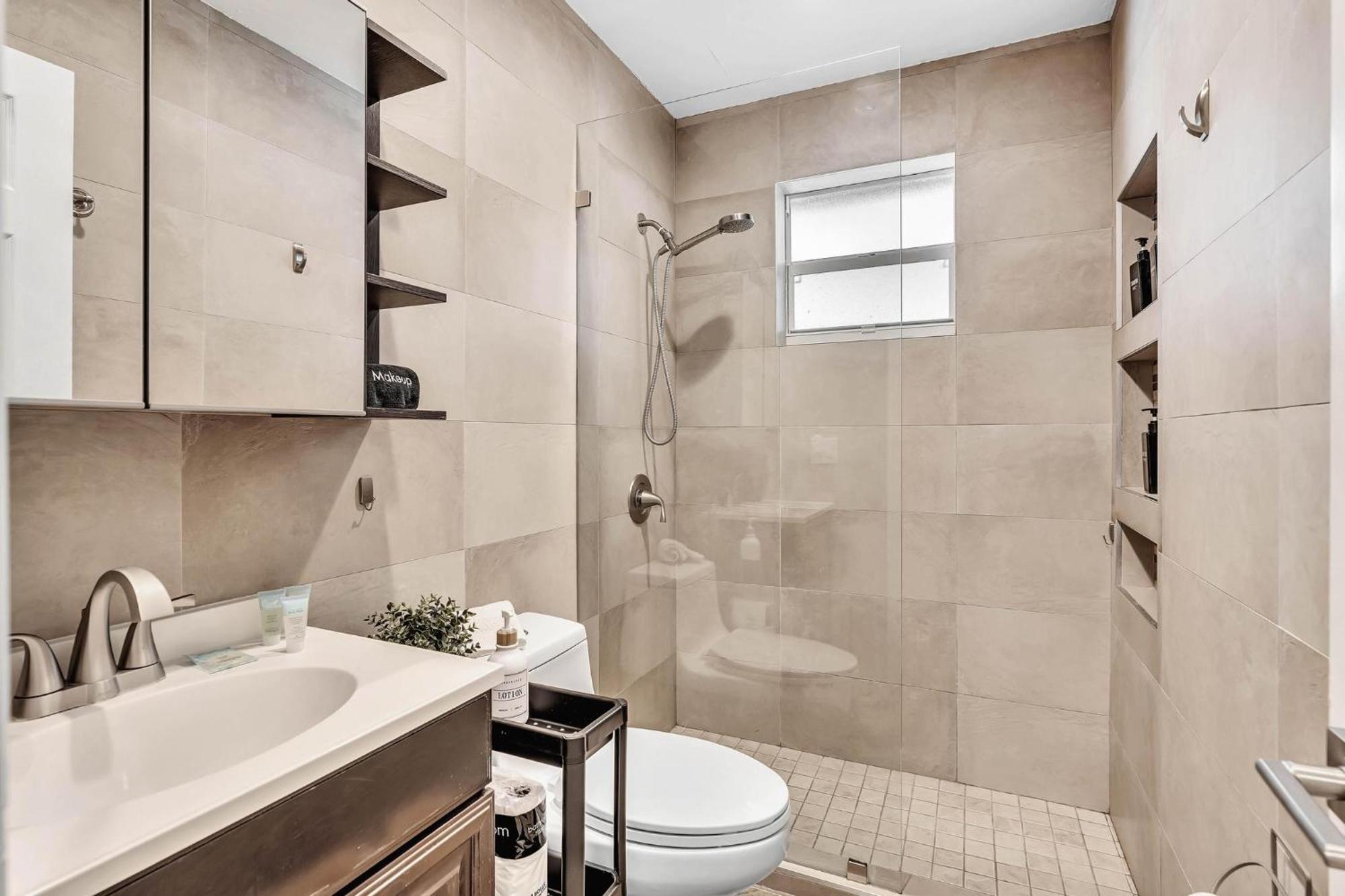 Estelo'S Place - Modern Townhouse With King Bed, Only 5 Min From The Airport! Miami Exteriér fotografie